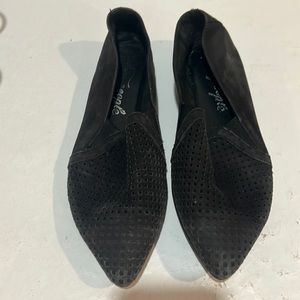 Free people black leather flat shoe